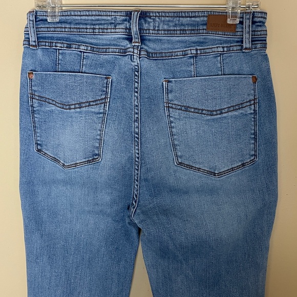 Judy Blue Boot Cut Jeans 11/30 Light Wash JB88620 Stretch Denim Seam Detail - Picture 4 of 9